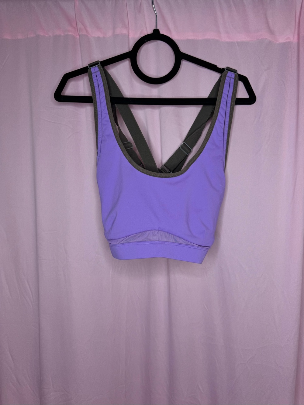 Fabletics Lavender Supportive Sports Bra with Contrast Straps